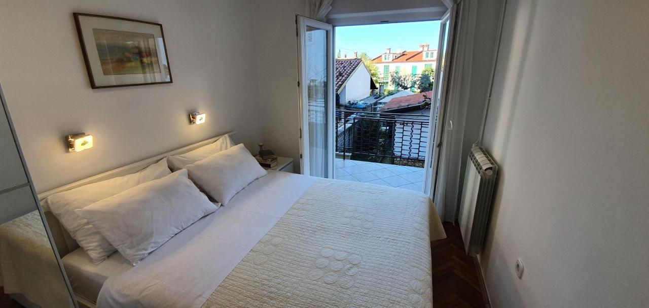 Apartman Klara Rovigno Esterno foto