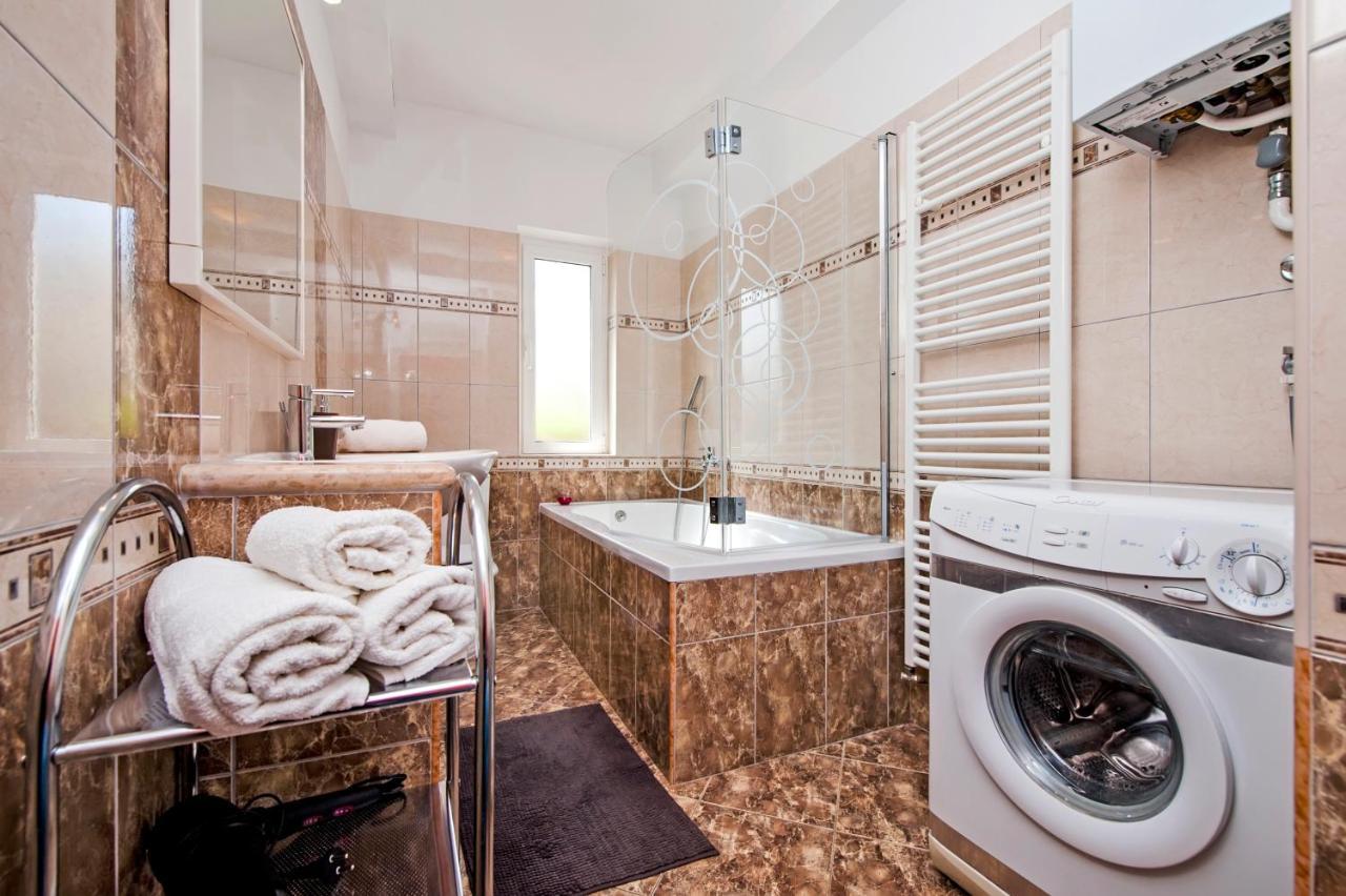 Apartman Klara Rovigno Esterno foto